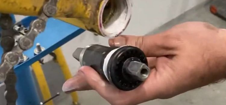 What is Square Taper Bottom Bracket